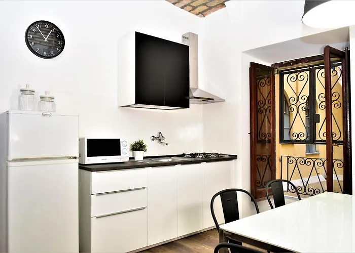 Miriam Apartment
